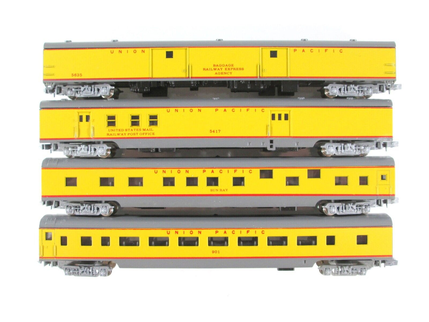 N Scale UNION PACIFIC Lightweight Smoothside Passenger Car 4-Pack Set -- Con-Cor