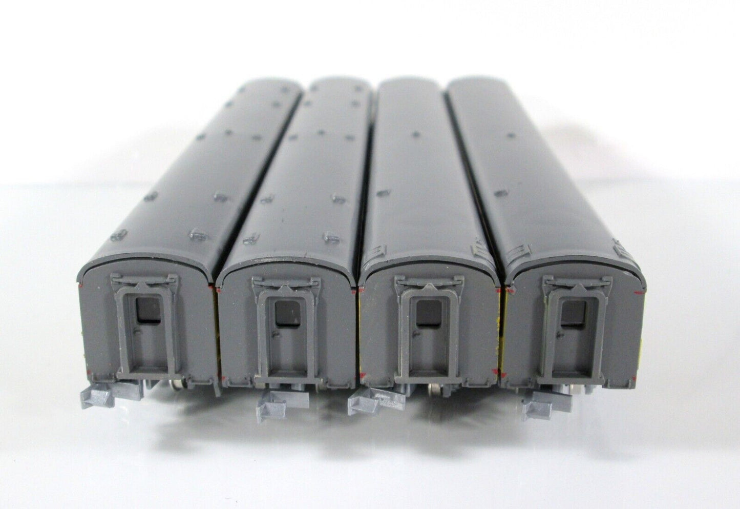 N Scale UNION PACIFIC Lightweight Smoothside Passenger Car 4-Pack Set -- Con-Cor