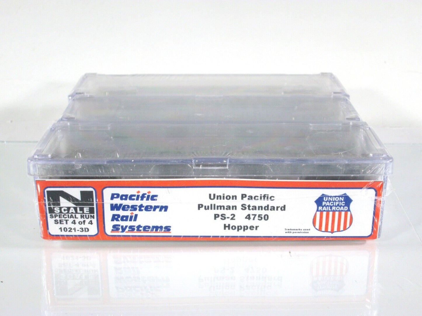 N Scale UNION PACIFIC Hopper 3-Car Set 4 - Intermountain PWRS Special Run **RARE