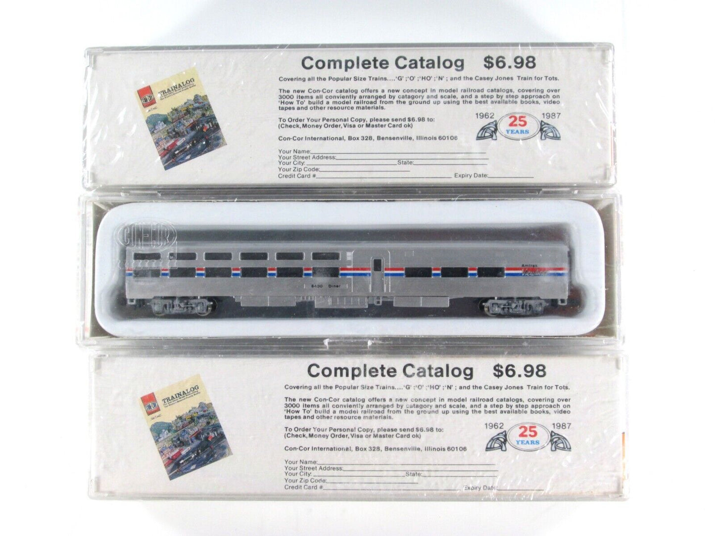 N Scale AMTRAK Ph III Viewliner Diner #8400, Sleepers #2300 2301 -Con-Cor 466103