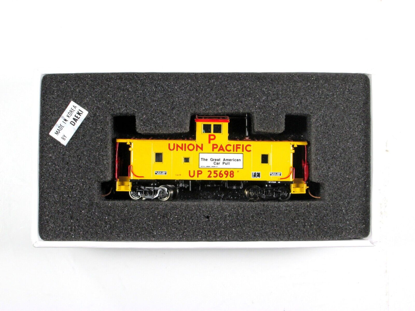 N Scale BRASS ***UNION PACIFIC*** CA-9 Cupola Caboose #25698 -- Overland / Daeki