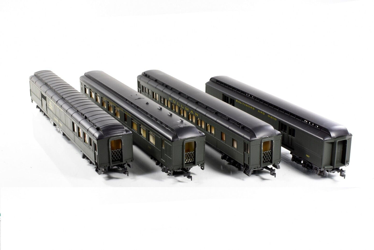 HO Scale B&O *CAPITOL LIMITED* Passenger & Interiors 4-Car Set A -Rivarossi 6906