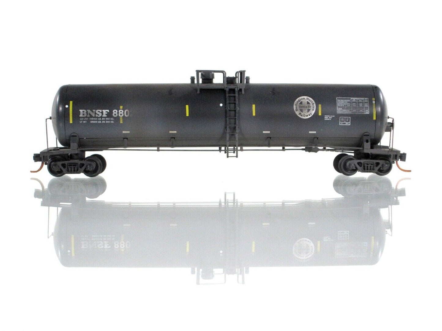 N Scale **BNSF** Weathered 56' Tank Car - Micro Trains 11044230