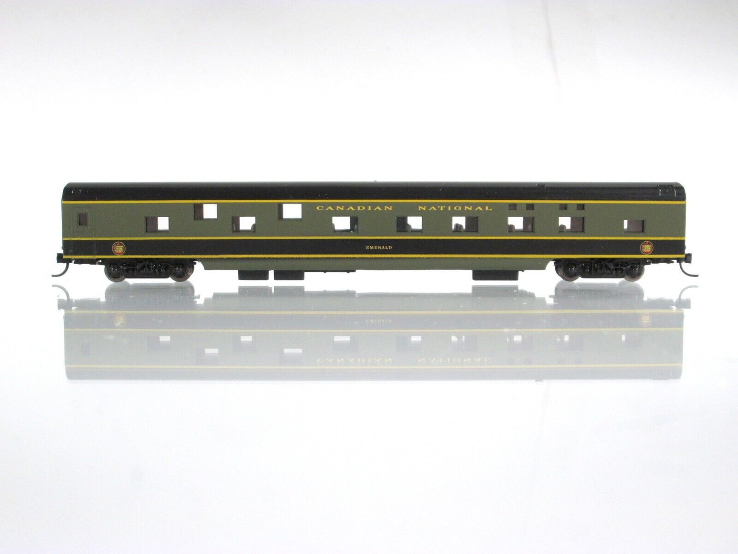 N Scale CANADIAN NATIONAL Lightweight Sleeper "EMERALD" ---- Con-Cor 0001-040087