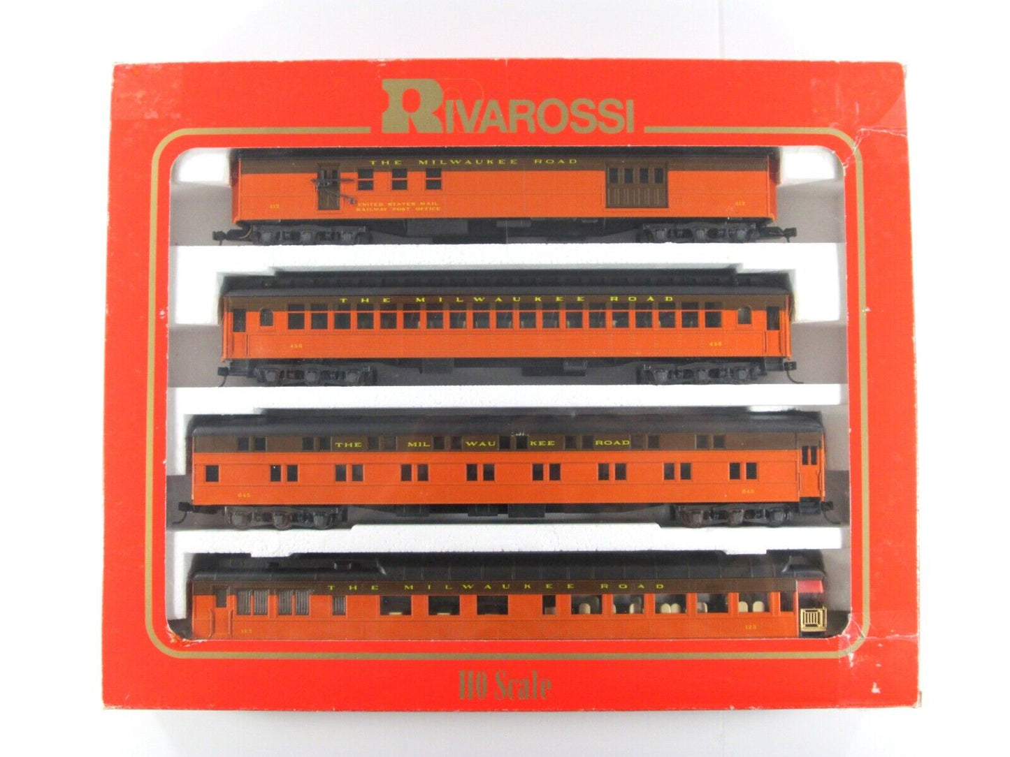 HO Scale MILWAUKEE ROAD 1920s 4-Passenger Set B - Rivarossi 6905, Knuckle Cplrs