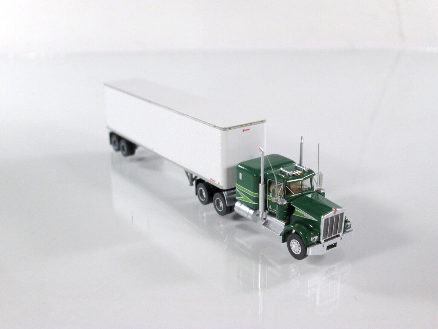 N Scale KENWORTH **Movin' On Movie** W900 VIT Tractor, Trailer - Trainworx 59097