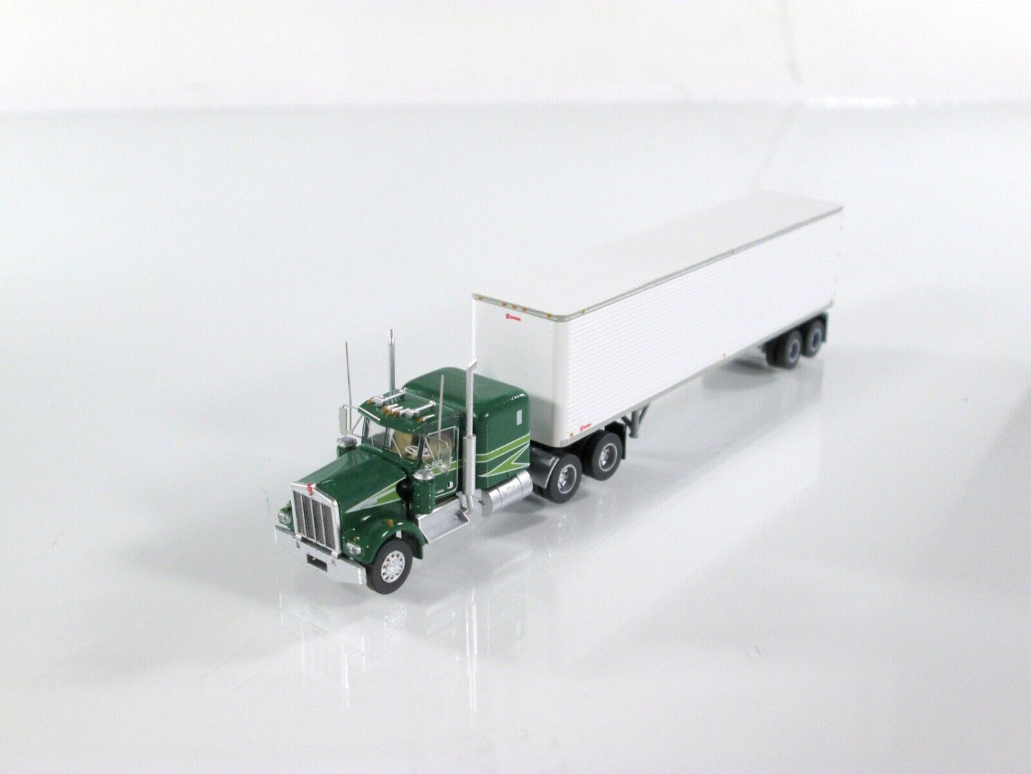 N Scale KENWORTH **Movin' On Movie** W900 VIT Tractor, Trailer - Trainworx 59097