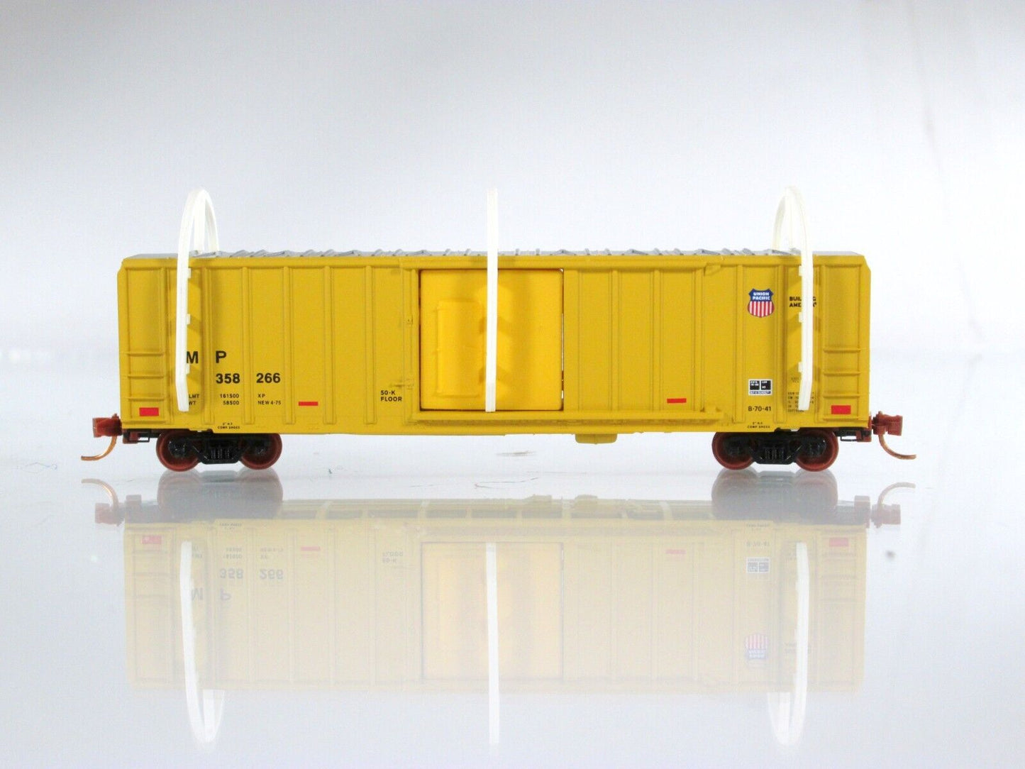 N Scale *NASA Booster Rocket Clearance* Car #2, MP 358266 -- Micro Trains **RARE