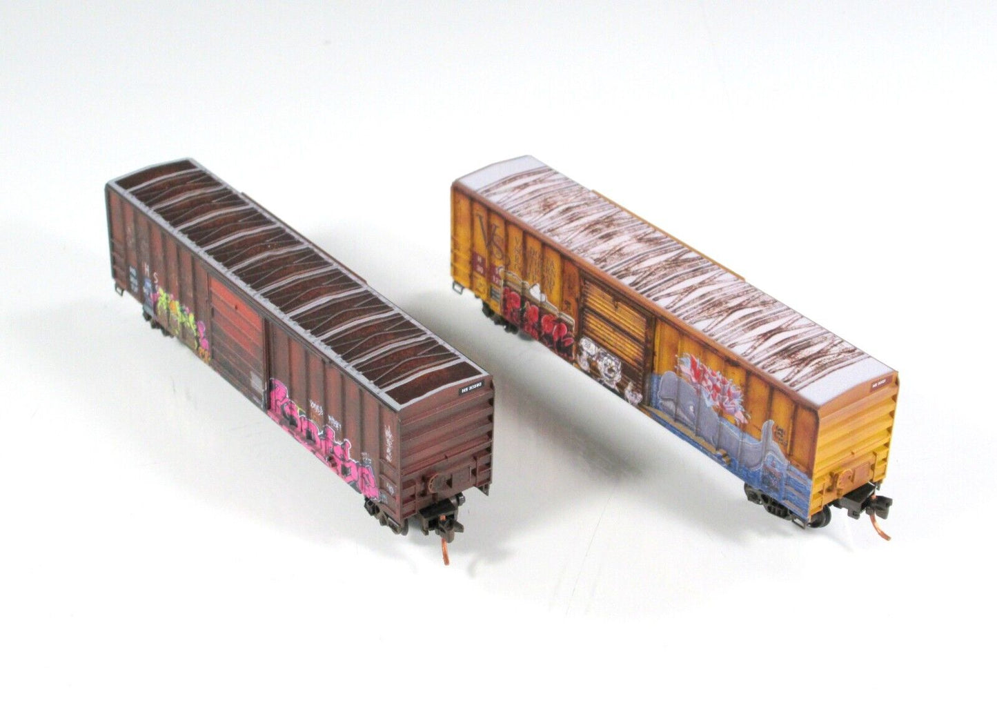 N Scale **HS - HARTFORD & SLOCUMB** Graffiti Box Car Set - Micro Trains 99305370