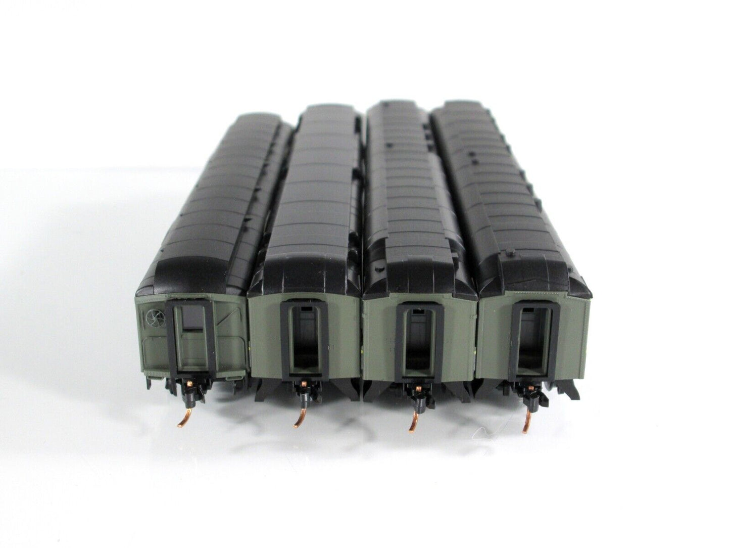 N Scale CANADIAN NATIONAL Heavyweight Passenger Car 4-Pack Set ---- Micro Trains