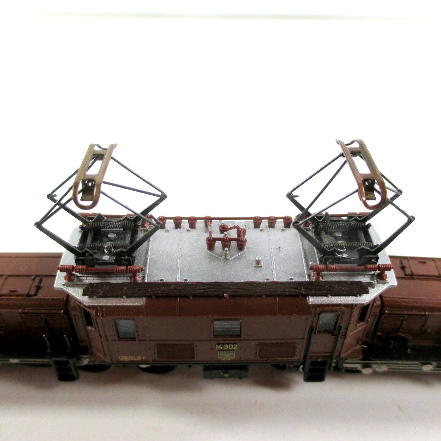 N Scale ***SWISS KROCODILE*** Locomotive & Freight Set --- Model Power, Minitrix
