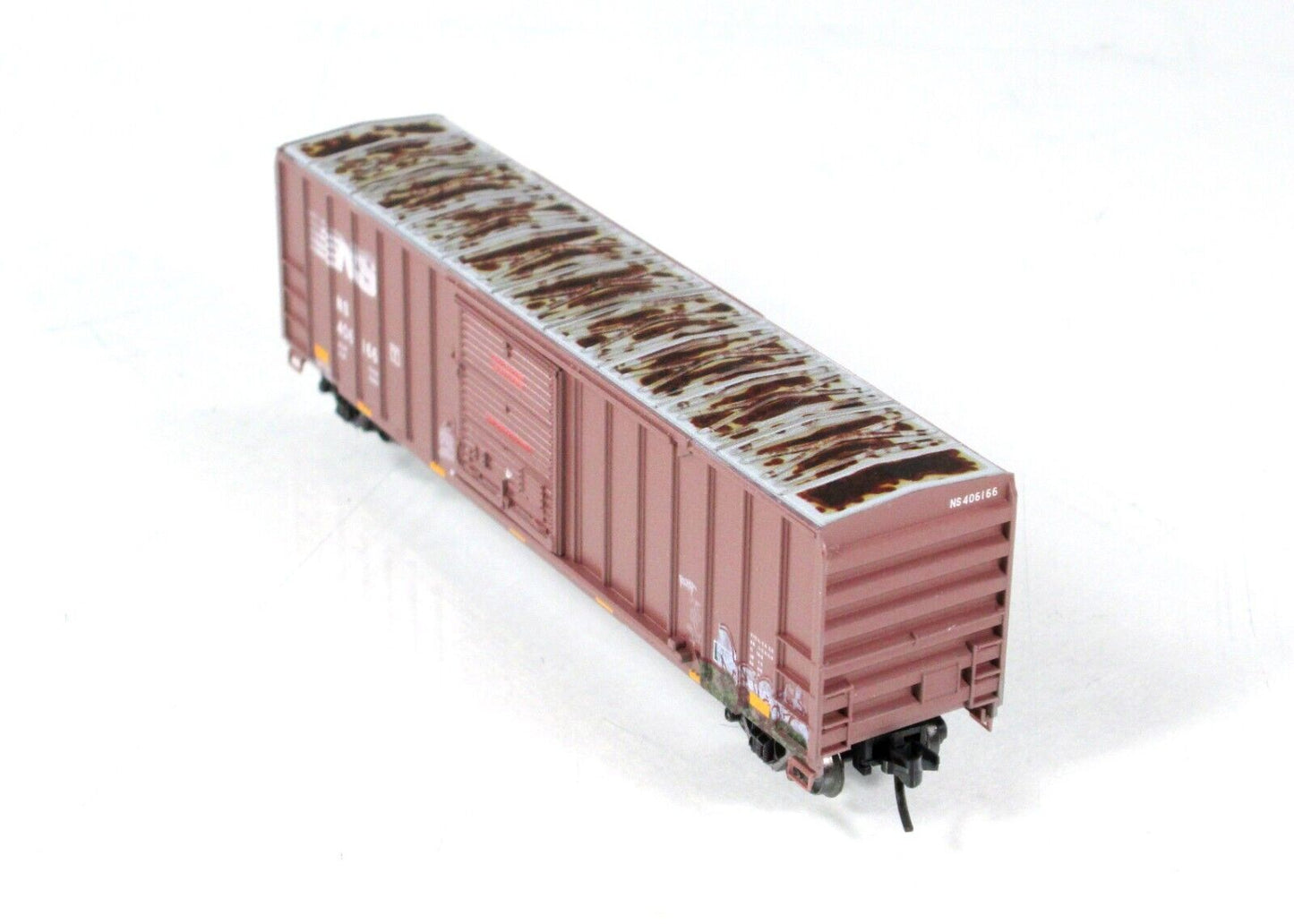 N Scale *NORFOLK SOUTHERN* Animal Graffiti Box Car -Micro Trains 02552730 *RARE