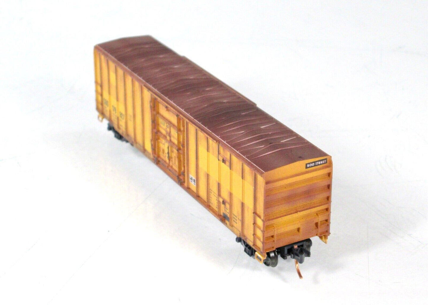 N Scale ***SOO LINE*** Weathered 50' Box Car SOO #178927 - Micro Trains 02753009