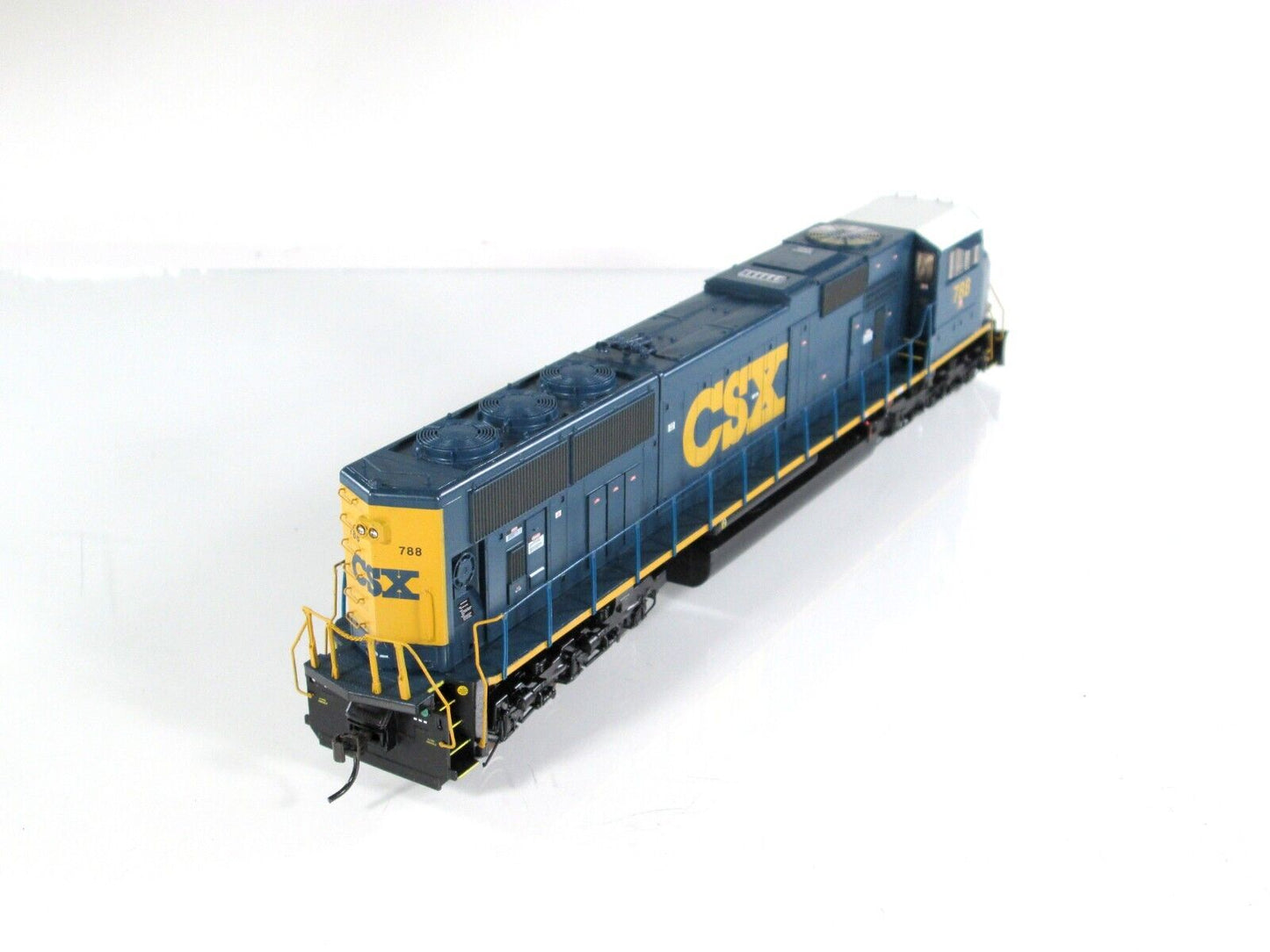 HO Scale *CSX* SD-70MAC Diesel Locomotive #788 -Athearn Genesis G6412, DCC Ready