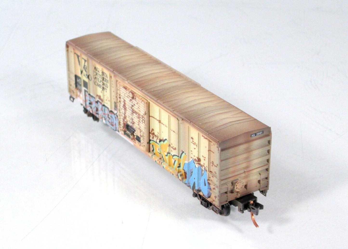 N Scale **VALDOSTA SOUTHERN** Weathered Box Car, HS #3861 -Micro Trains 02553029