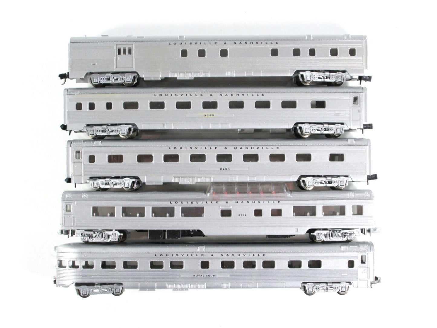 N Scale **LOUISVILLE NASHVILLE* Ltweight Passenger 5-Car Set 2 - Con-Cor 5400151