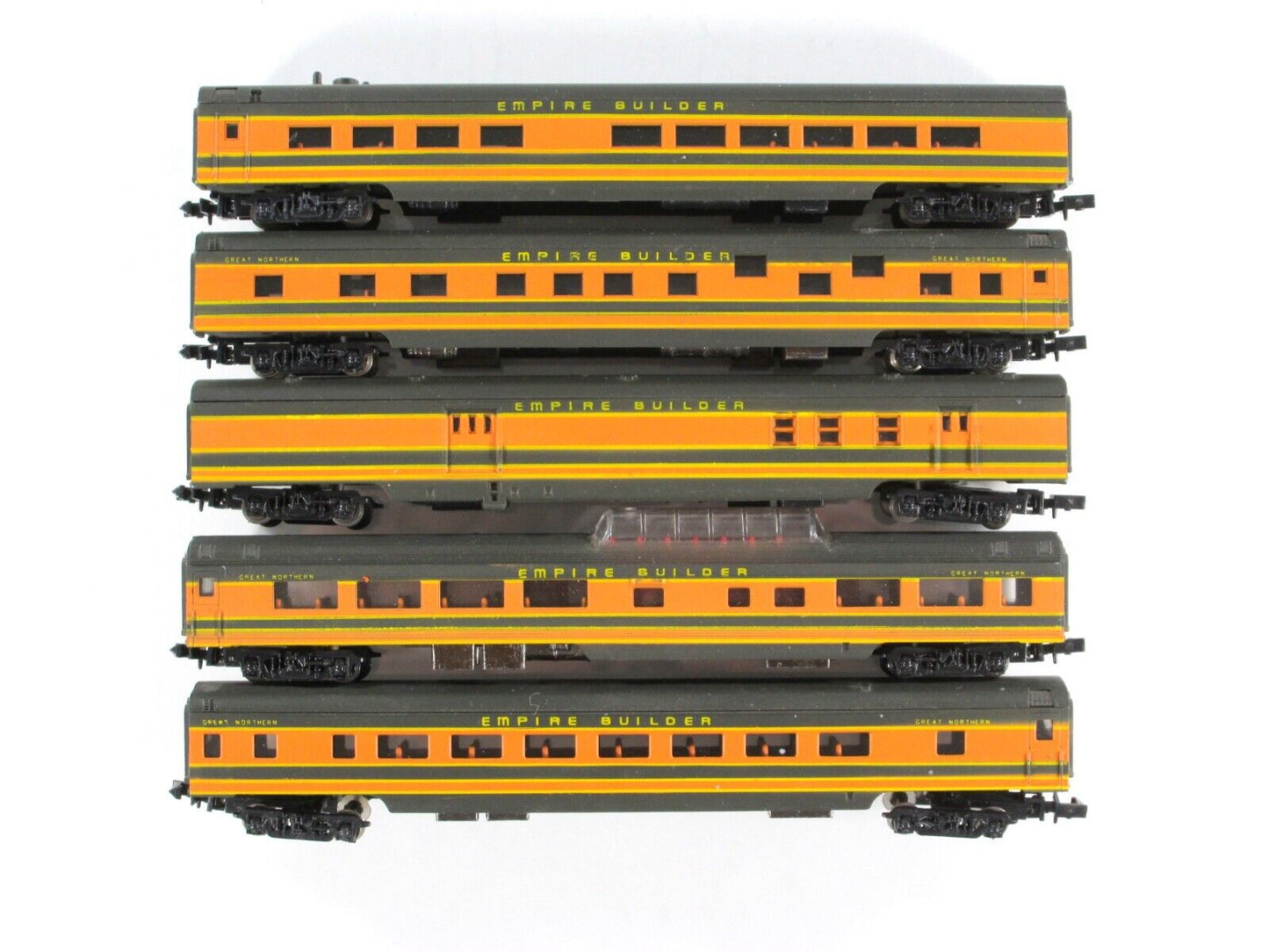 N Scale **GN  EMPIRE BUILDER ** Lightweight Passenger 5-Car Set - Con-Cor 004003