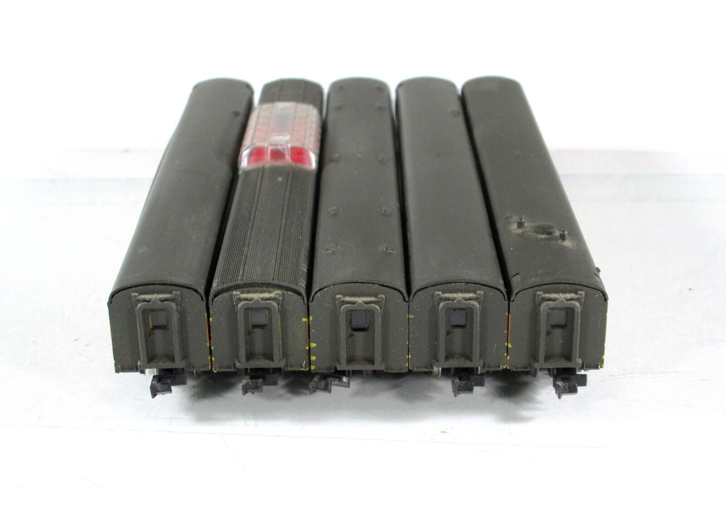 N Scale **GN  EMPIRE BUILDER ** Lightweight Passenger 5-Car Set - Con-Cor 004003