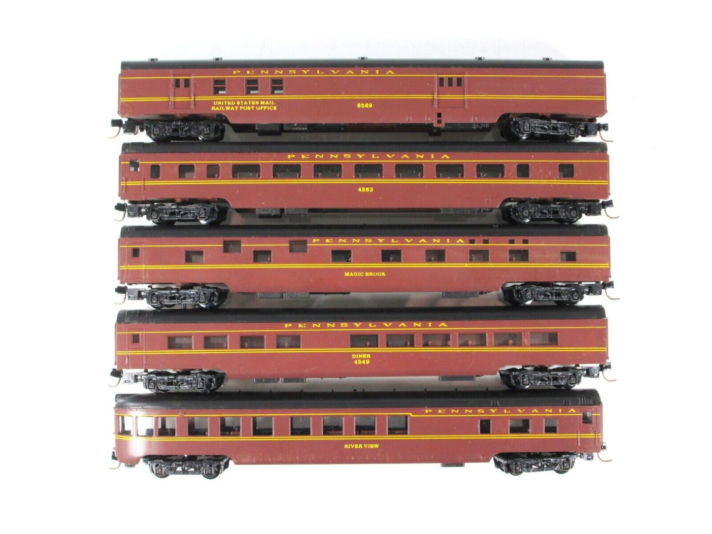 N Scale *PENNSYLVANIA* Lightweight Passenger 5-Car Set - Con-Cor 4001, MTL Cplrs