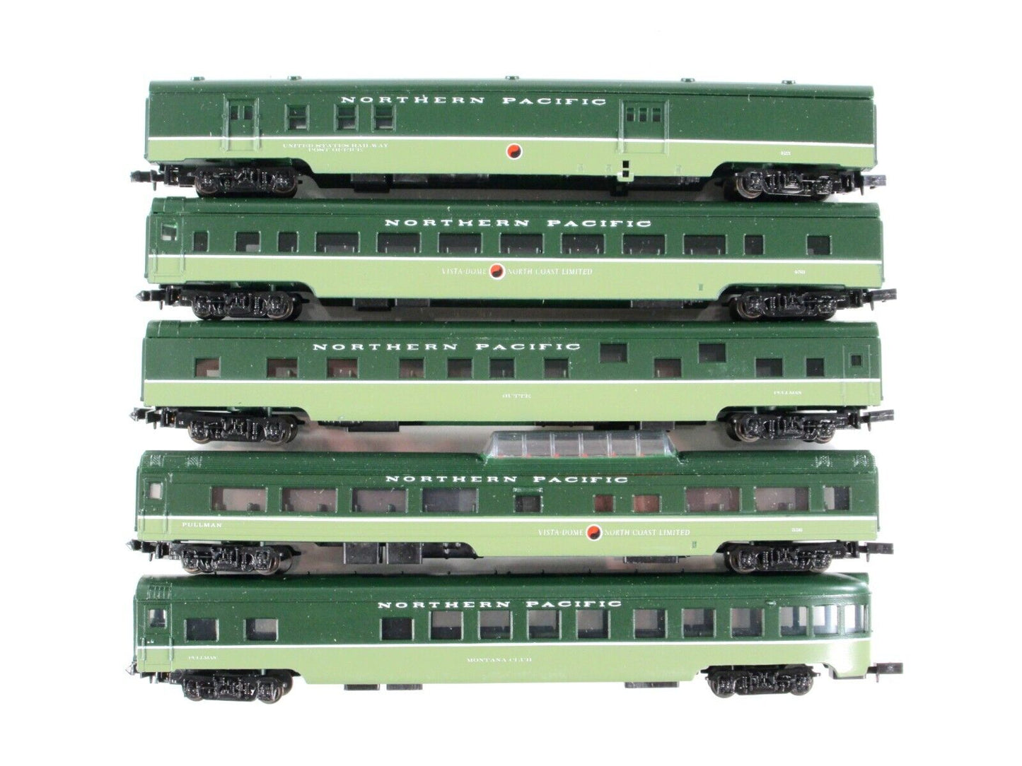 N Scale **NORTHERN PACIFIC**  LOEWY SCHEME  Passenger 5-Car Set - Con-Cor 004033