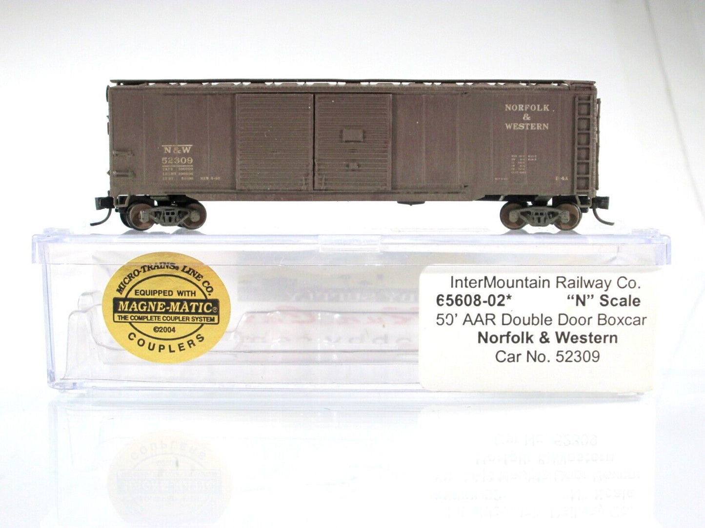 N Scale *NORFOLK & WESTERN* Weathered Box Car -Intermountain, FIFER Hobby **RARE