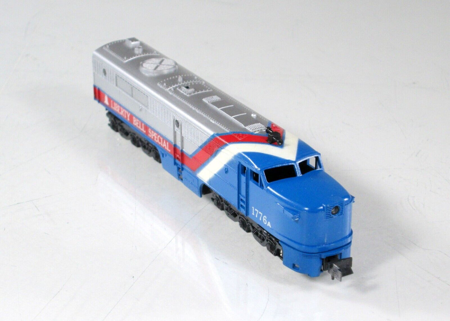 N Scale ***LIBERTY BELL SPECIAL*** PA-1 Dummy Locomotive #1776A -- Con-Cor 2071A