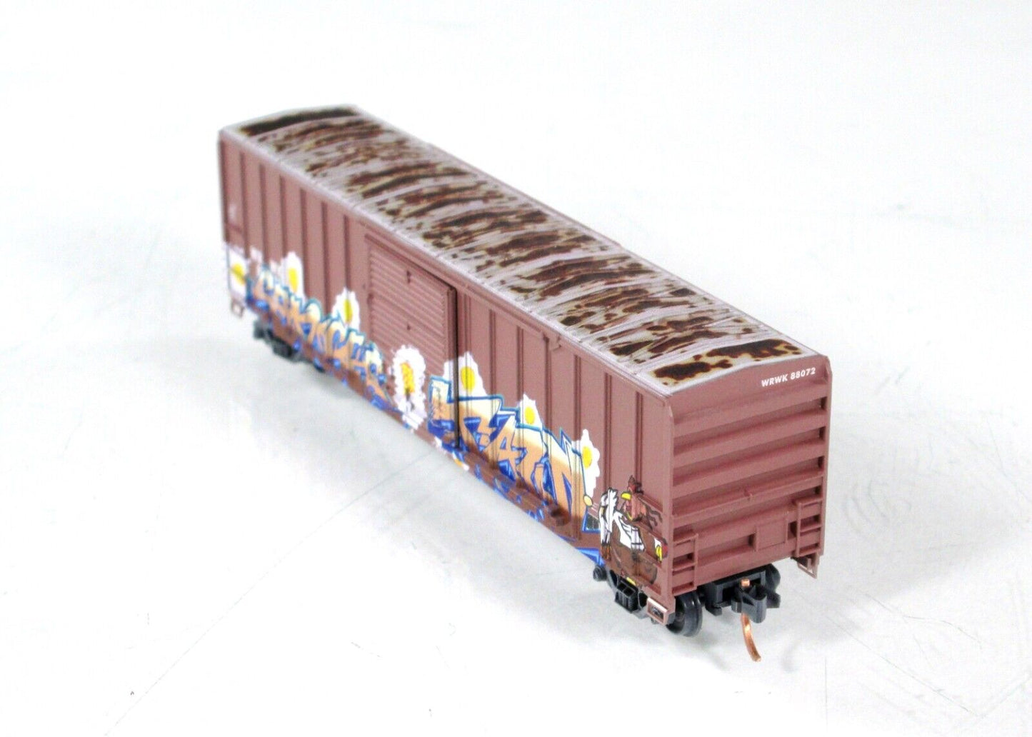 N Scale *PROVIDENCE WORCESTER, BIRDS of a FEATHER* BoxCar -Micro Trains 02552076