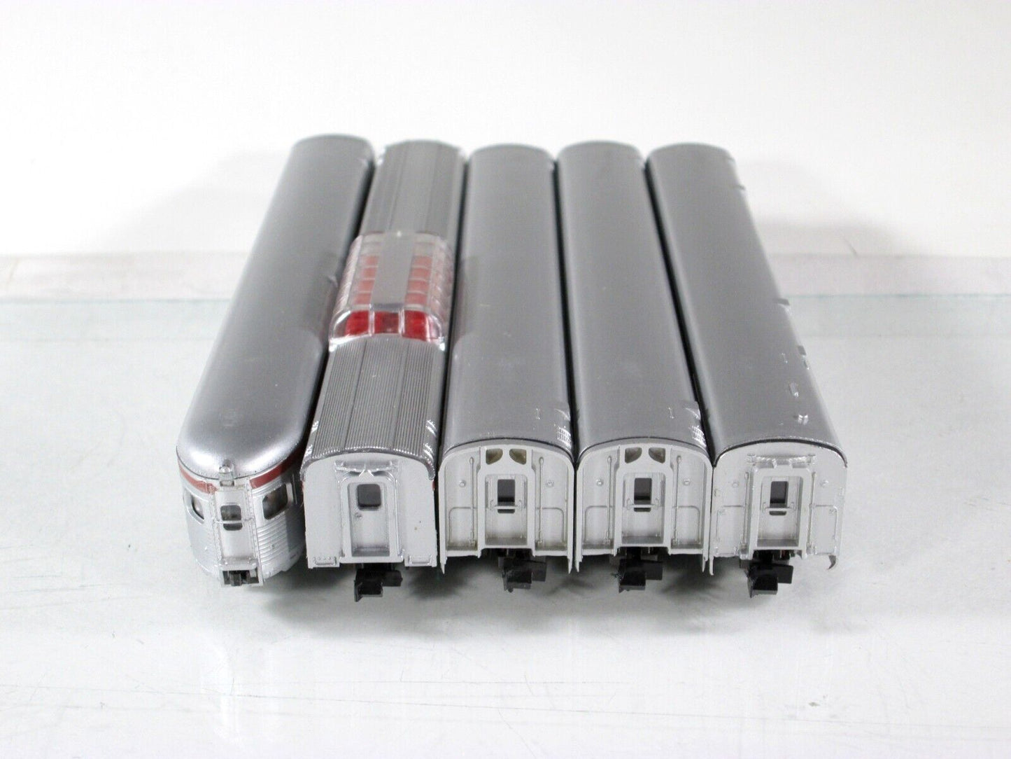 N Scale **PENNSYLVANIA SENATOR** Lightweight Passenger 5-Car Set -Con-Cor 540003