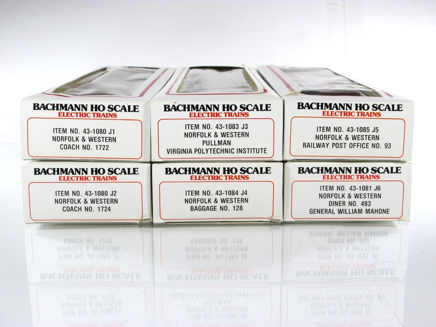 HO Scale *Norfolk & Western POWHATAN ARROW* Passenger Car Set - Bachmann 43-1291