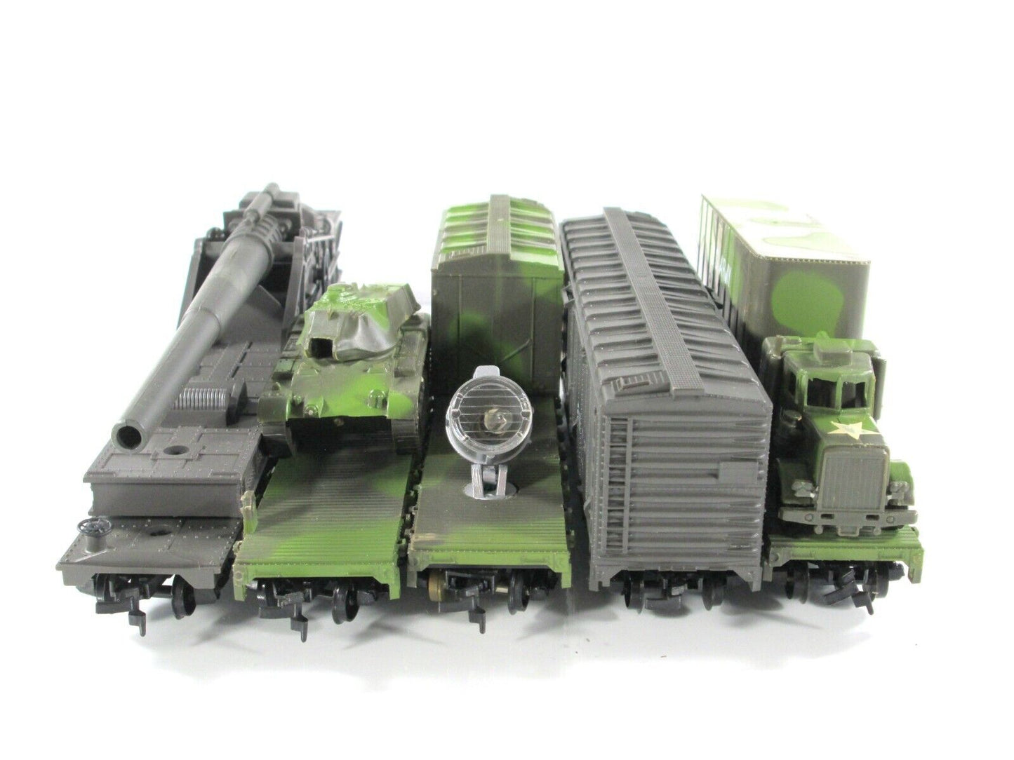 HO Scale US ARMY Military Train Set w/ Guns, Truck, Tank, Searchlight Cars - AHM