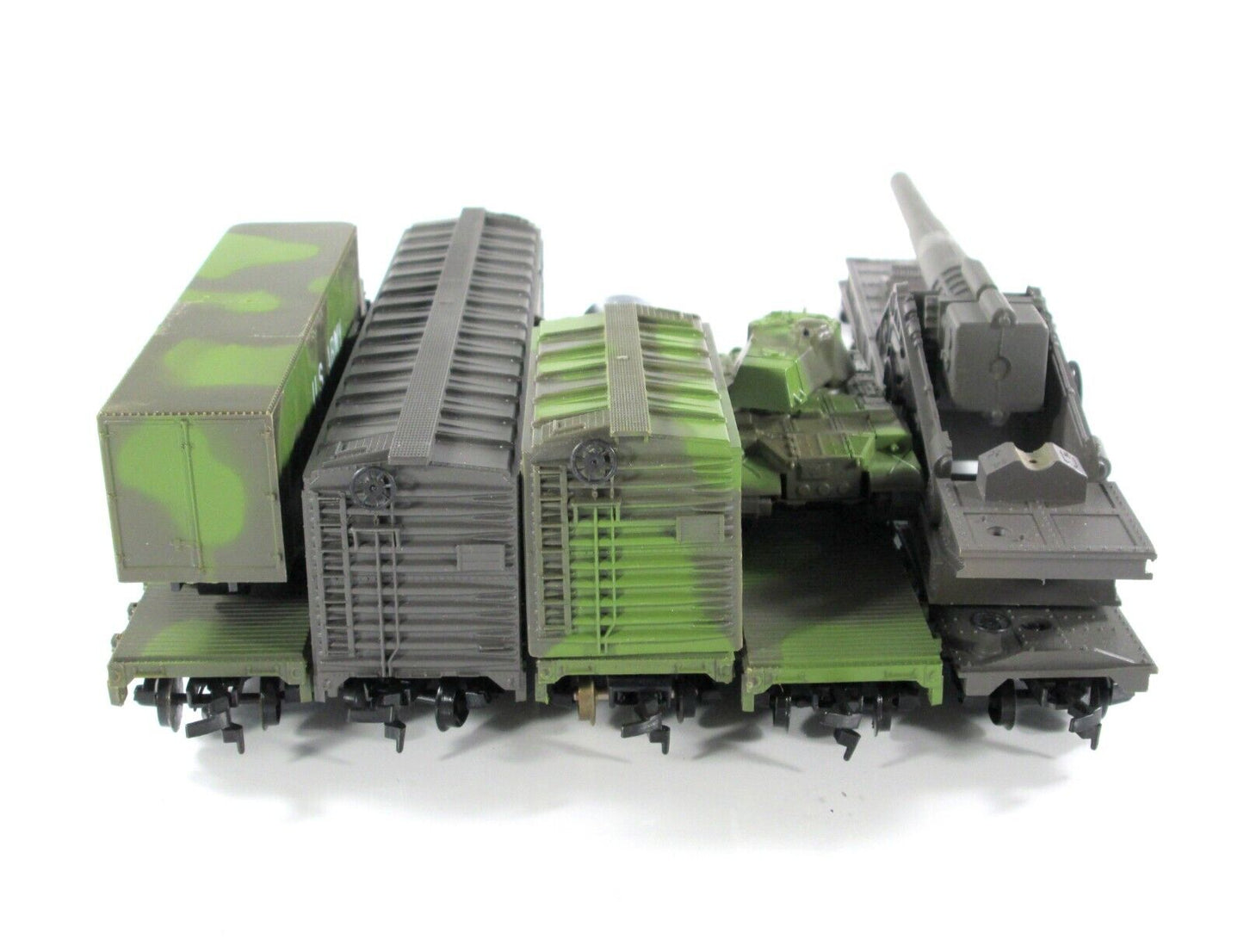 HO Scale US ARMY Military Train Set w/ Guns, Truck, Tank, Searchlight Cars - AHM