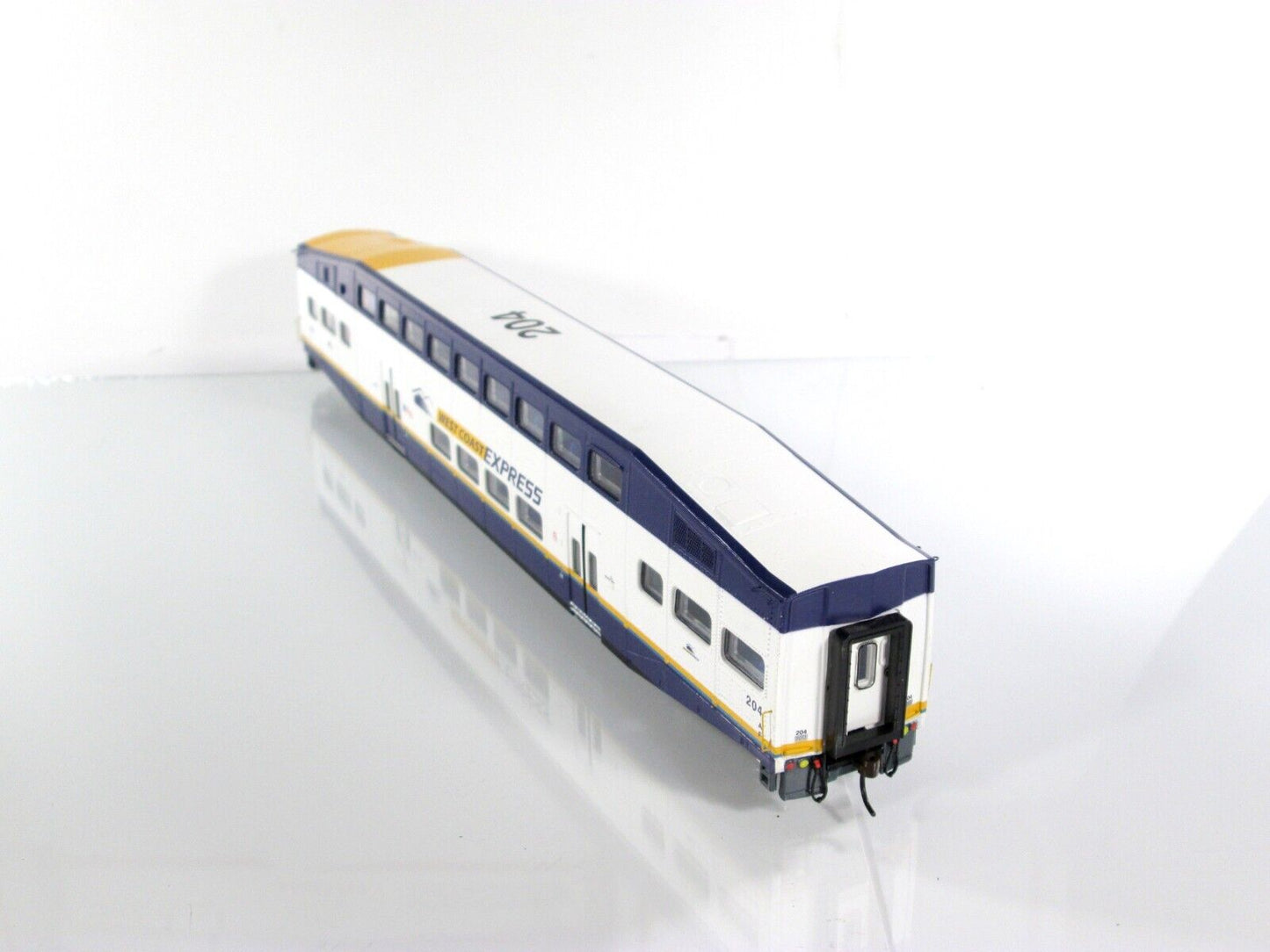 HO Scale **WEST COAST EXPRESS** BOMBARDIER Commuter Car, WCE #204 -Athearn 25719