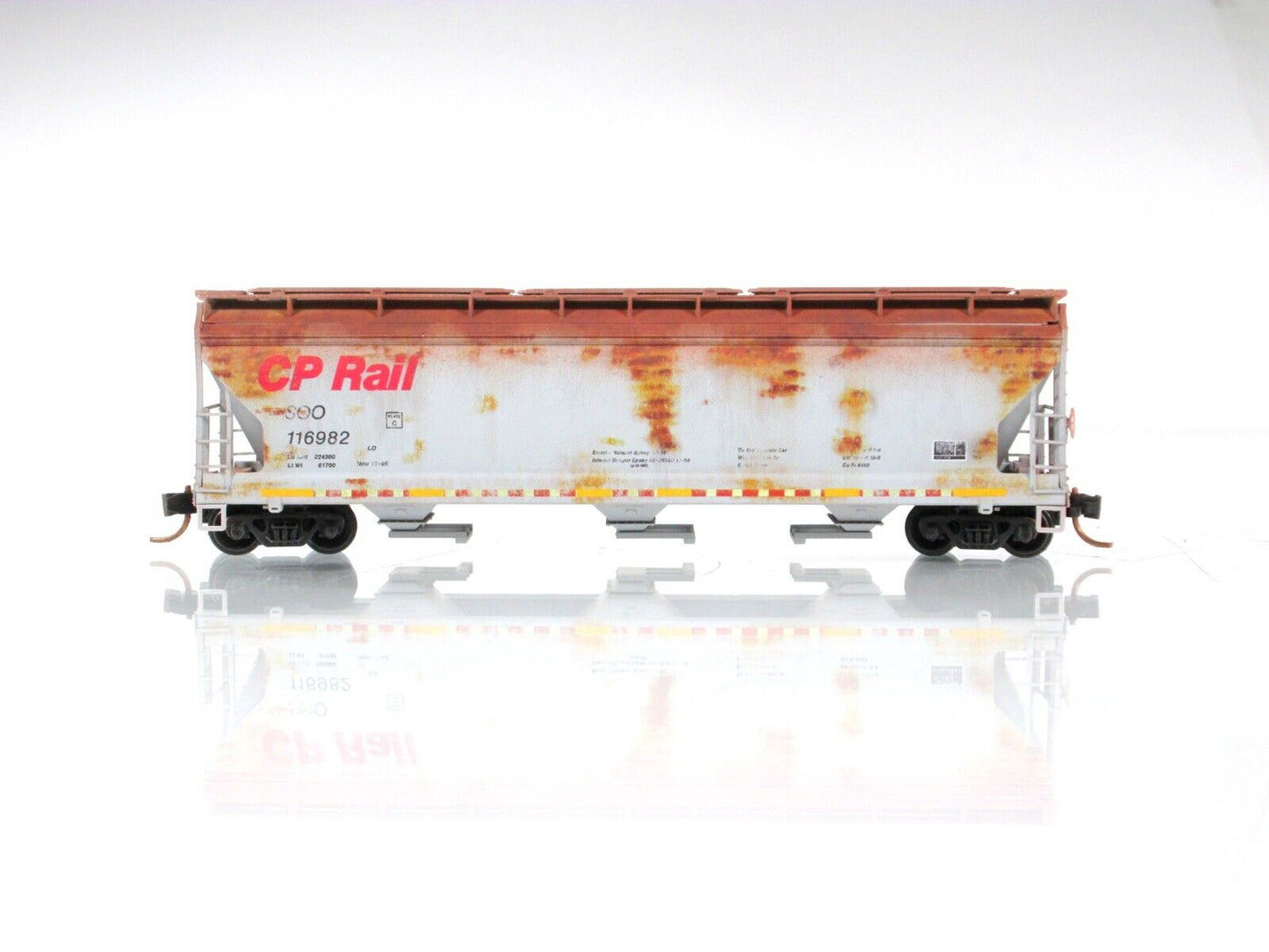 N Scale **SOO/CP RAIL** Weathered Graffiti Hopper #116982 -Micro Trains 99451092