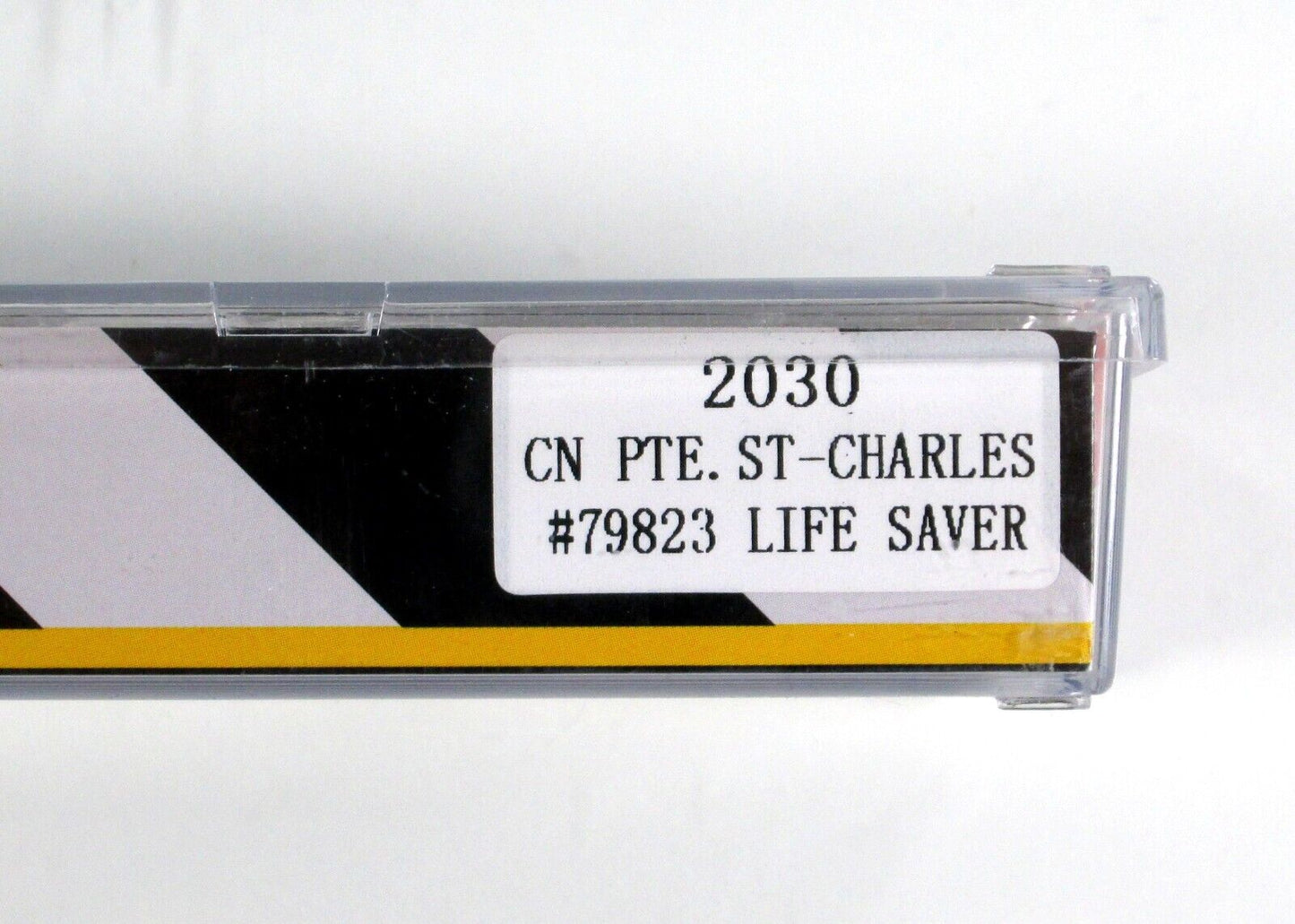 N Scale *CN -- POINT St CHARLES* Life Saver Lighted Caboose #79823 - Rapido 2030