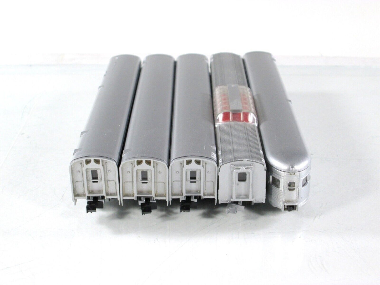 N Scale **LOUISVILLE NASHVILLE* Ltweight Passenger 5-Car Set 1 - Con-Cor 540015