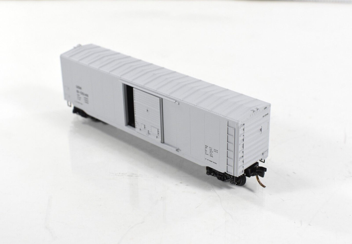 N Scale ***United States NAVY*** 50' Box Car USN #61-05146 -- Micro Trains 77040