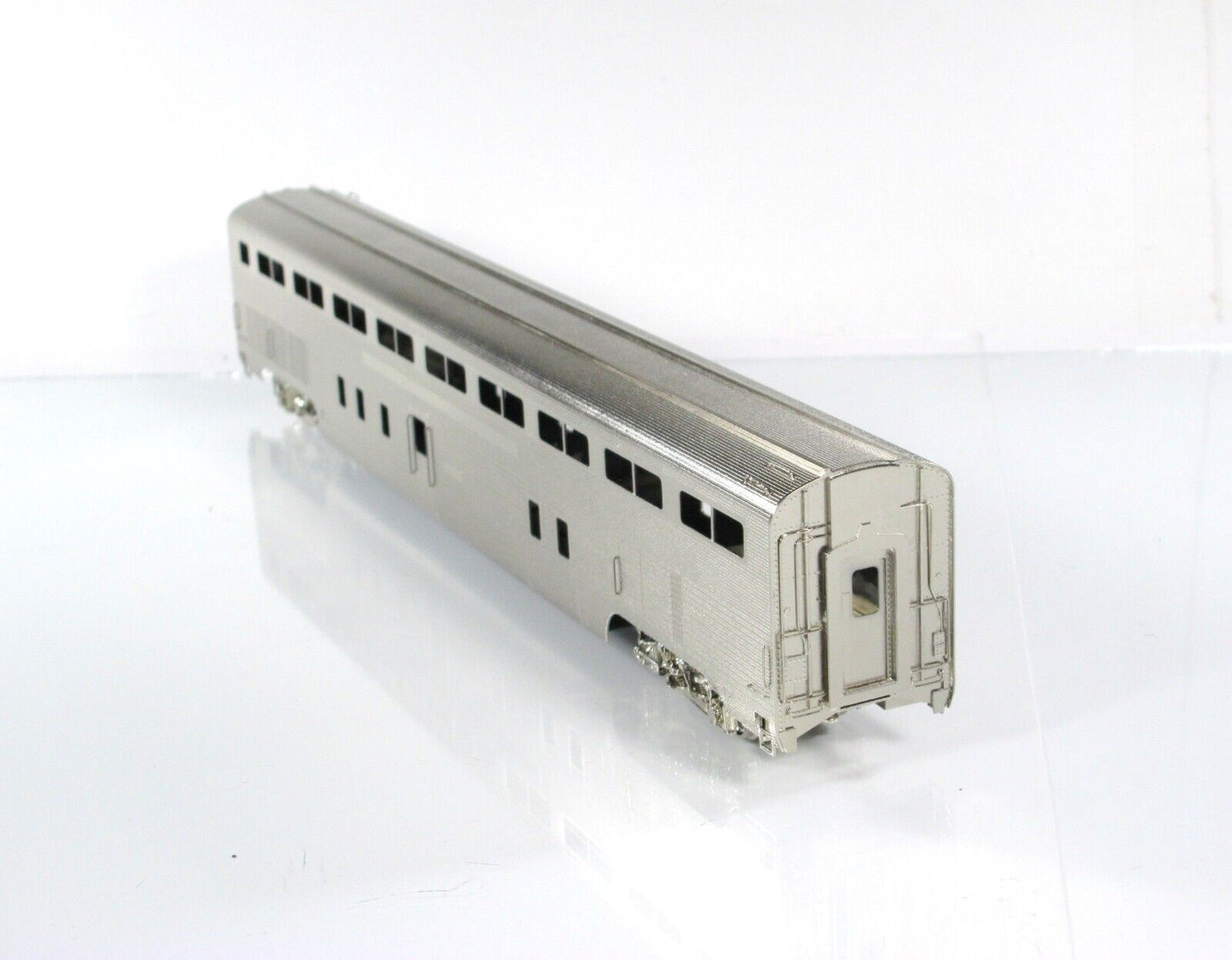 HO Scale BRASS *Santa Fe High Level Transition Chair Car* 528 Series -- HALLMARK