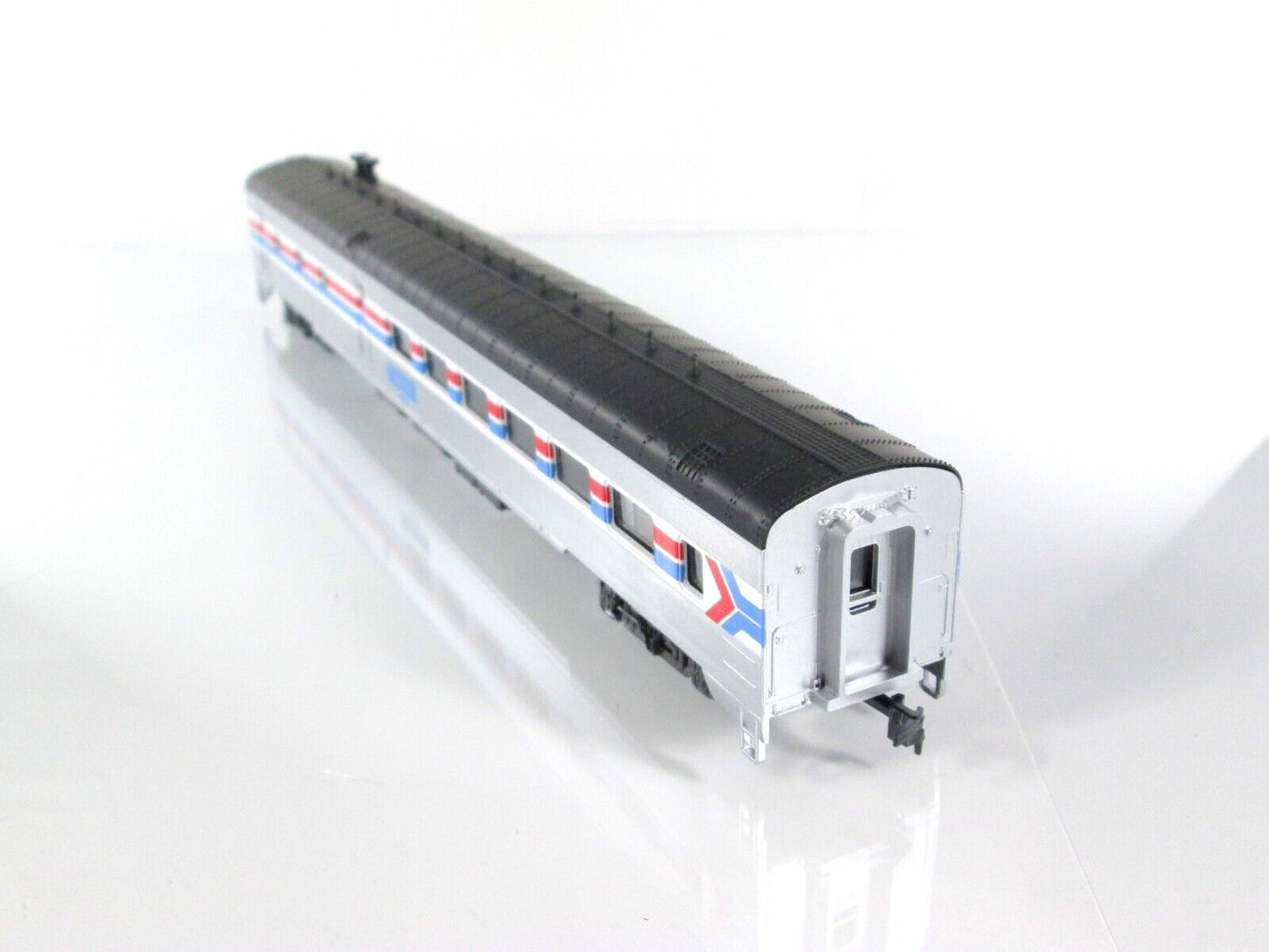 HO Scale AMTRAK 1930s Smoothside Lightweight Passenger 8-Car Set ------ IHC 9125