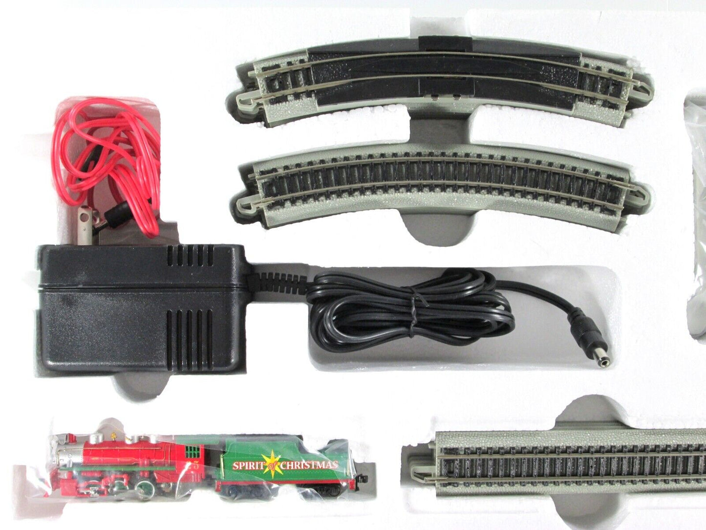 N Scale **SPIRIT of CHRISTMAS** Steam Locomotive, Passenger Set - Bachmann 24017