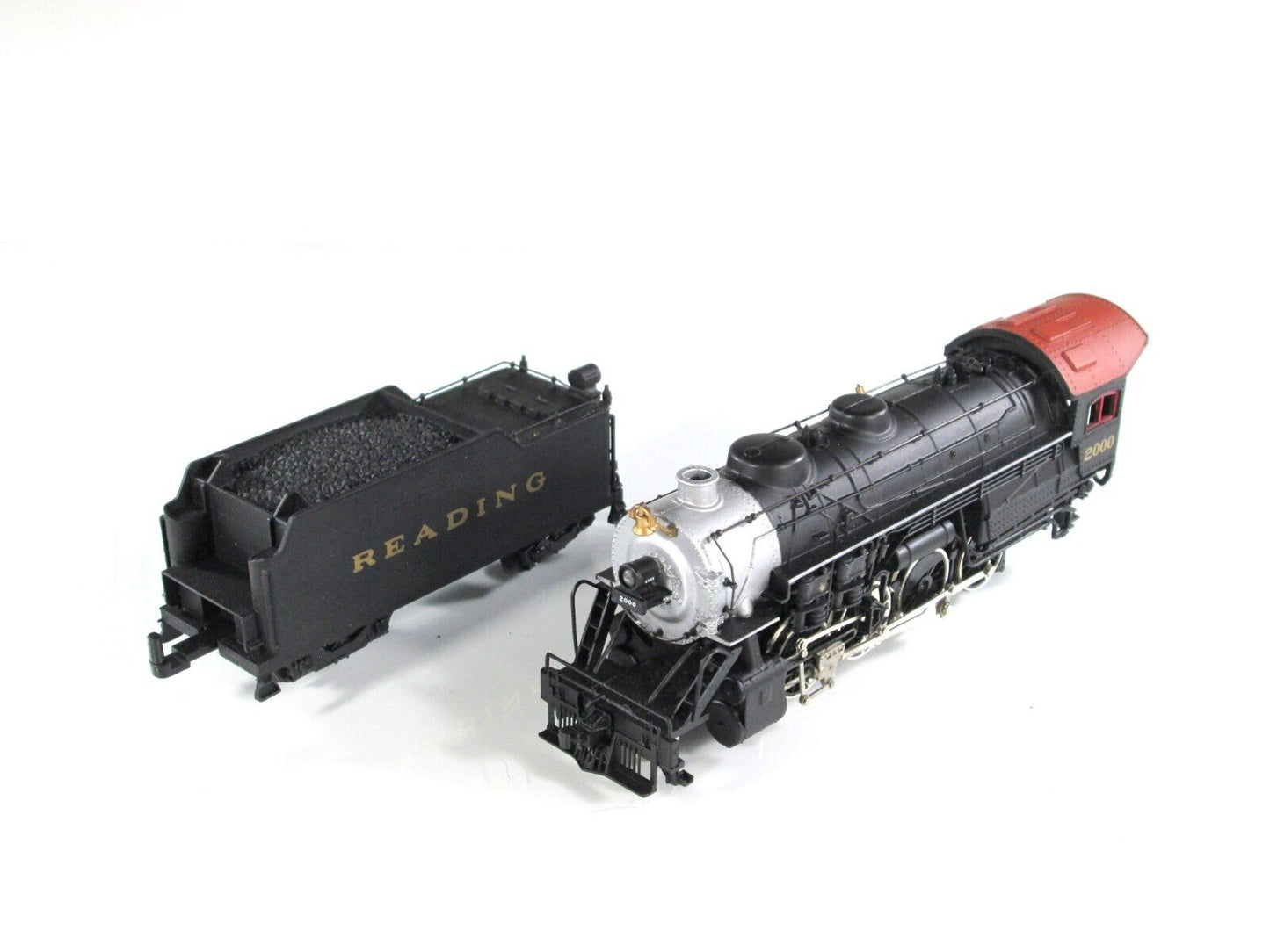 HO Scale **READING** 2-8-0 Consolidation Locomotive w/ *Smoke*  - Bachmann 53010