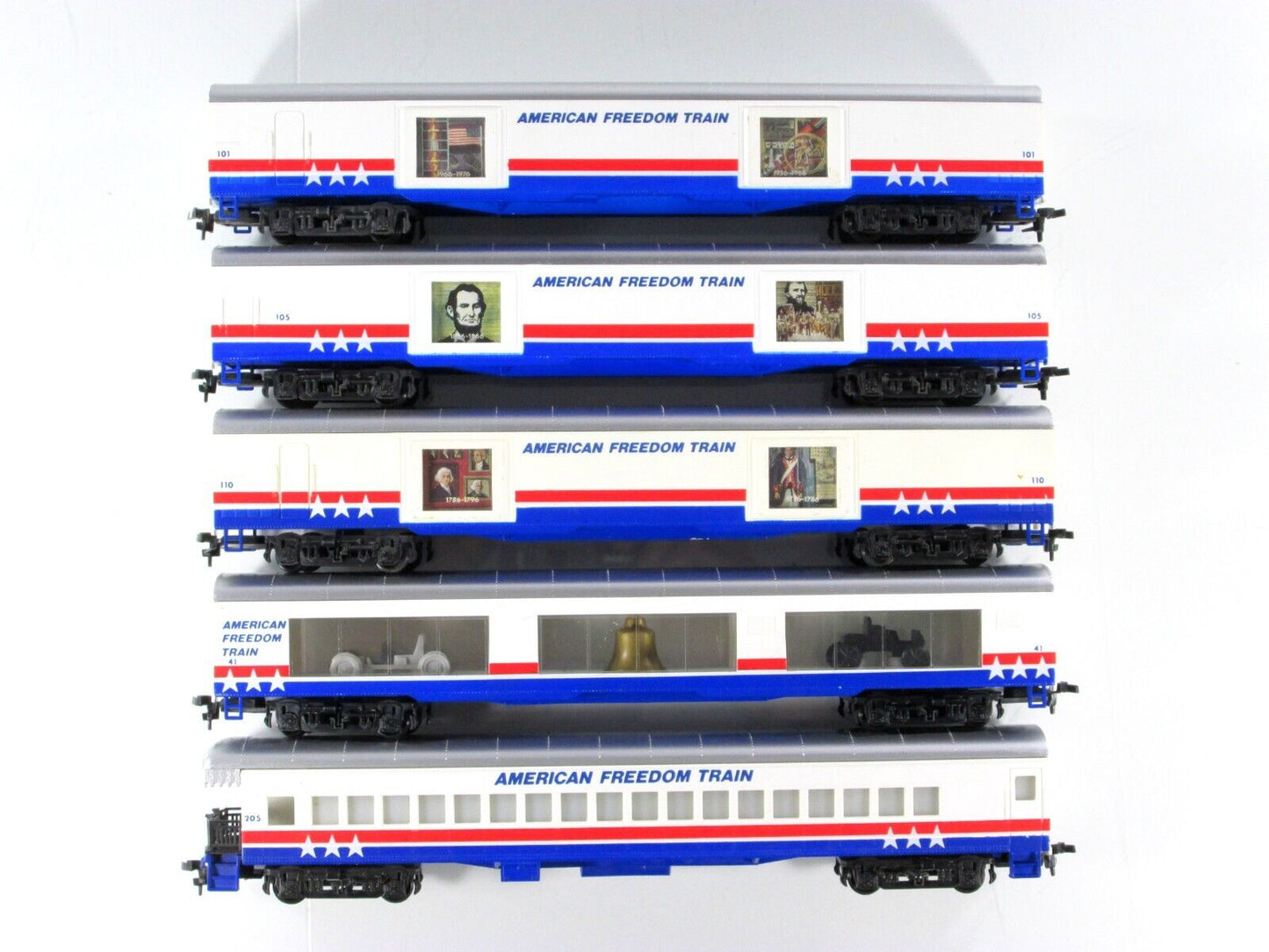 HO Scale ***AMERICAN FREEDOM TRAIN*** 5-Car Passenger Set, 1776-1976 ---- LIONEL