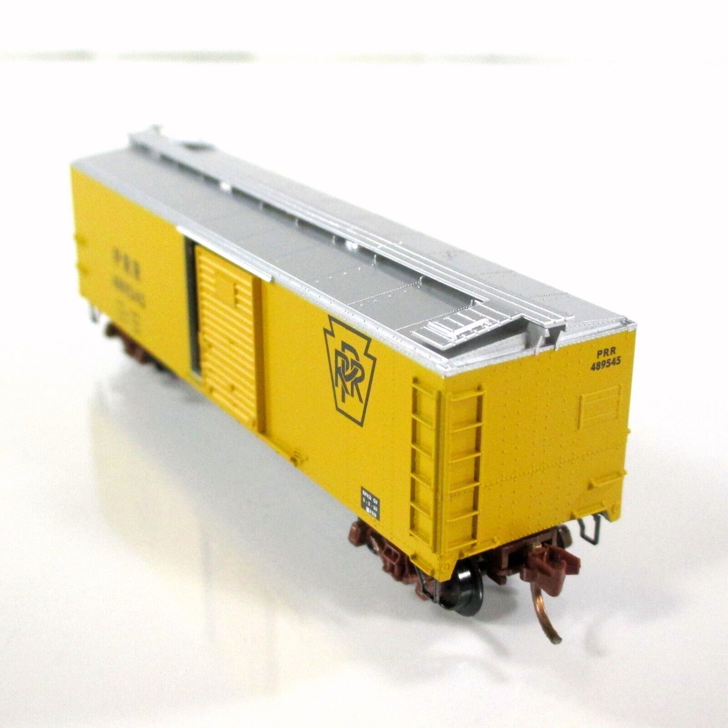 N Scale **PENNSYLVANIA** MOW Storage Box Car, PRR 489545 -Micro Trains NSC 01-22