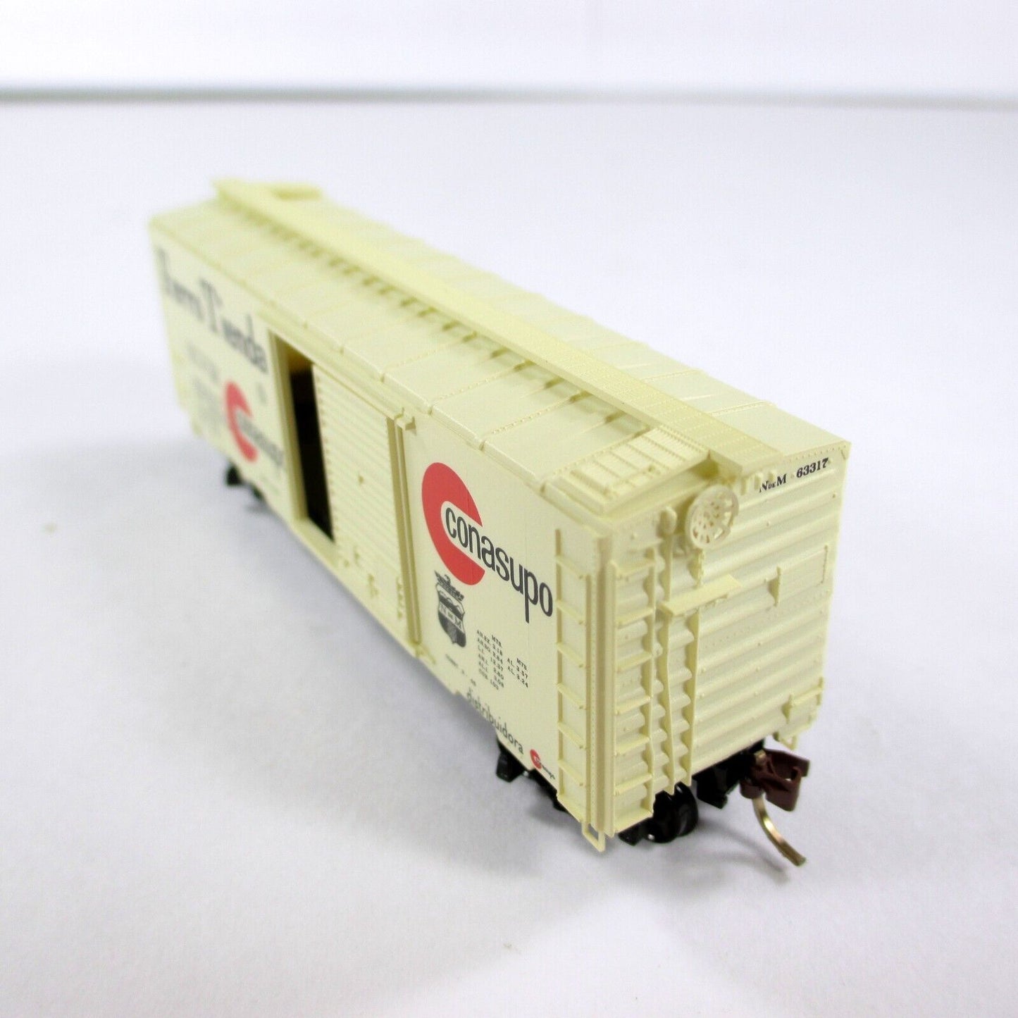 N Scale ***FERRO TIENDA***  MEXICAN Box Car, NdeM #63317 - Micro Trains 02000730