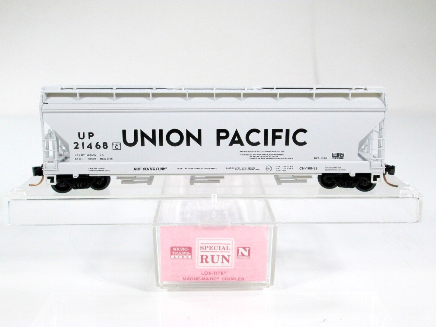 N Scale **UNION PACIFIC BURNER* Graffiti Hopper #143 of 500 - Micro Trains RARE