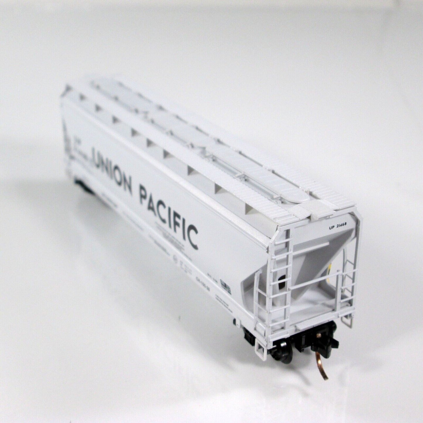 N Scale **UNION PACIFIC BURNER* Graffiti Hopper #143 of 500 - Micro Trains RARE