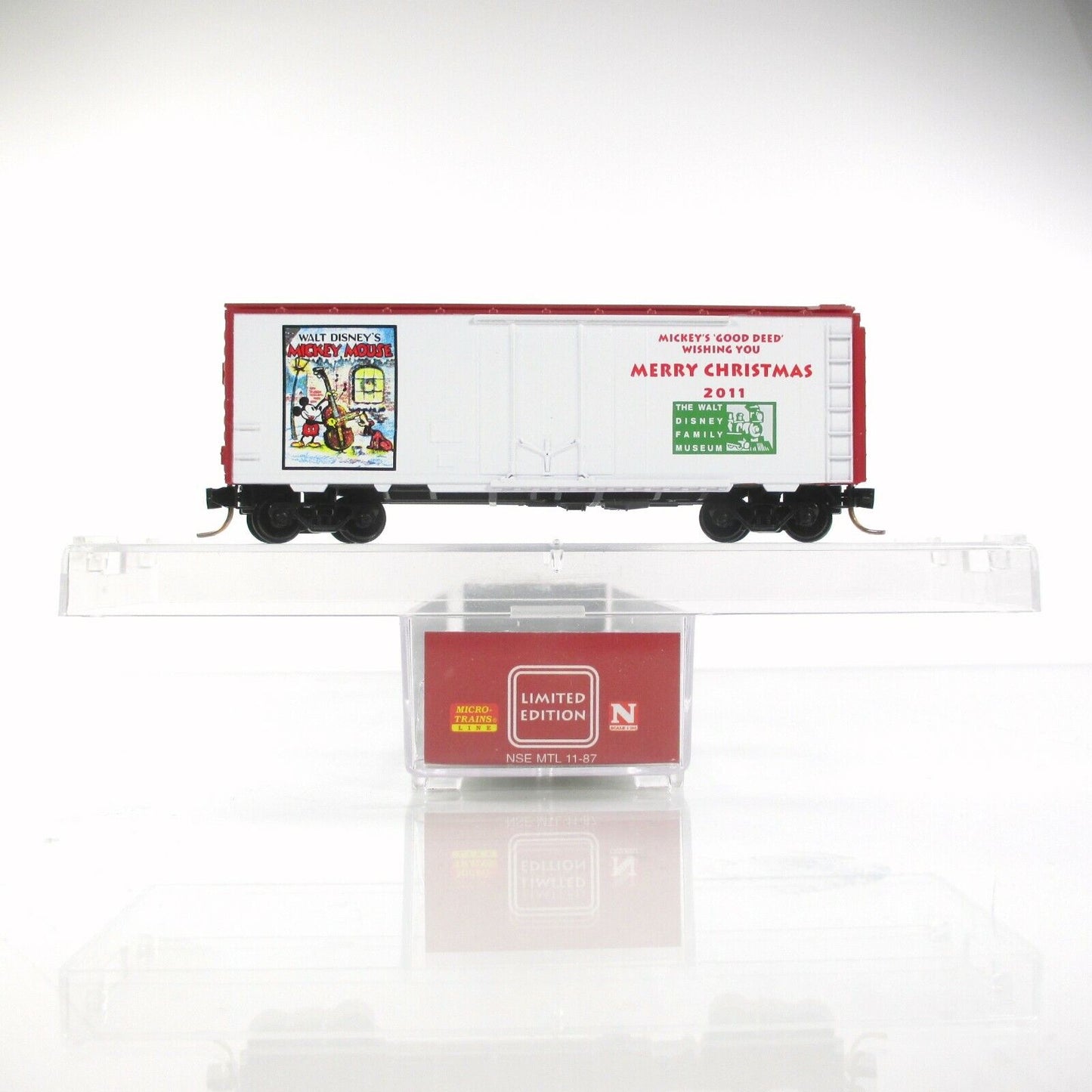 N Scale DISNEY Christmas 2011 MICKEY MOUSE Box Car Micro Trains NSE Lowell Smith