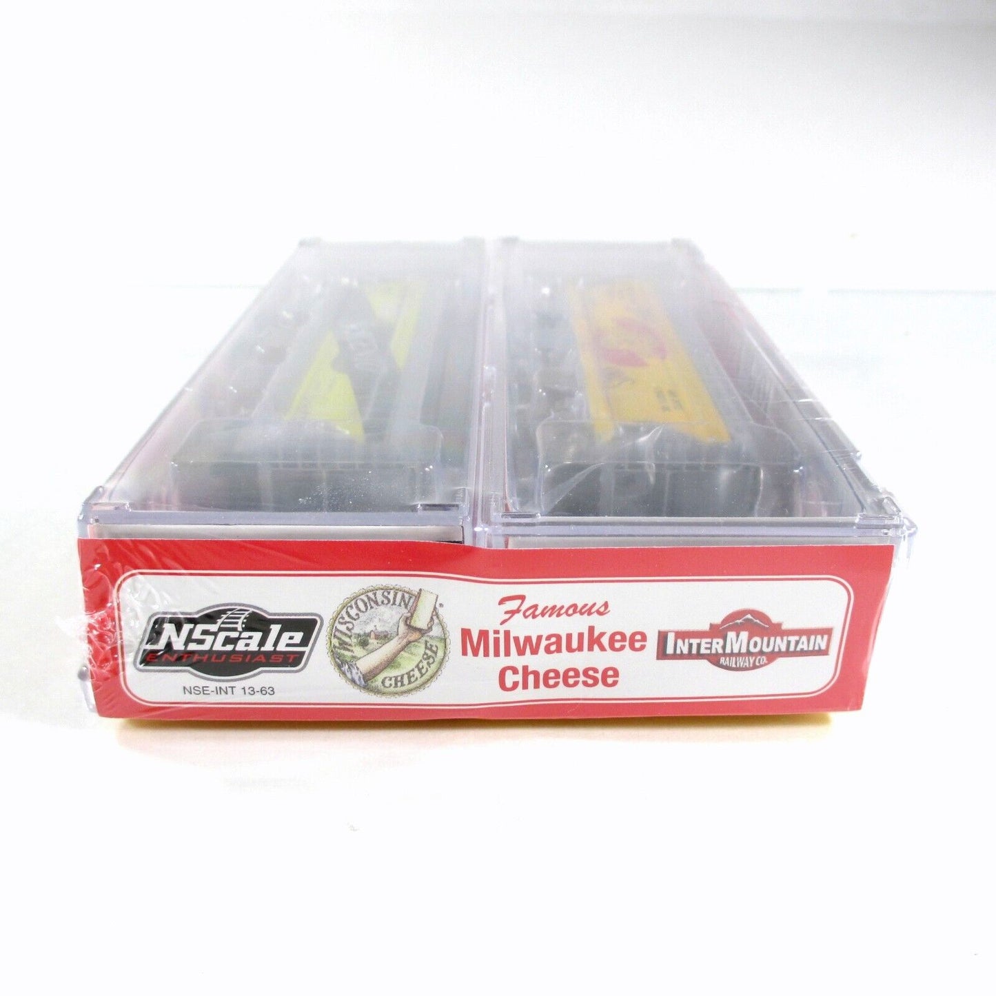N Scale Milwaukee Wisconsin Cheese Hopper 2-Car Set -Intermountain NSE-INT 13-63