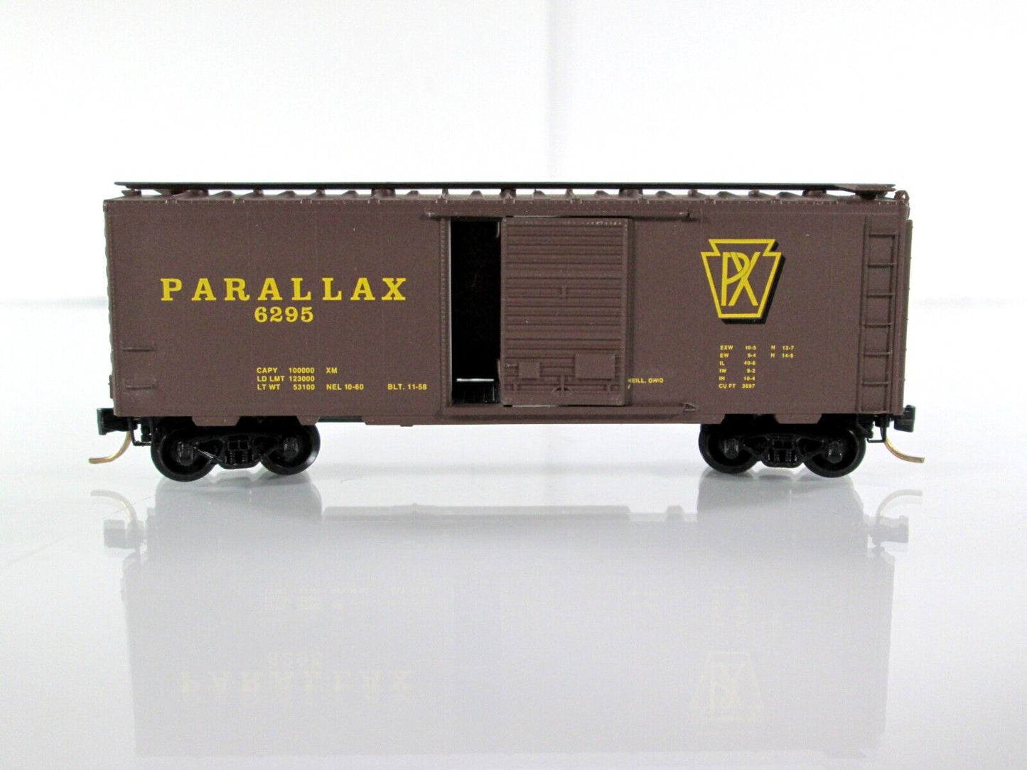 N Scale ***PARALLAX*** Railroad 40' Box Car, PX 6295 -- Micro Trains Special Run