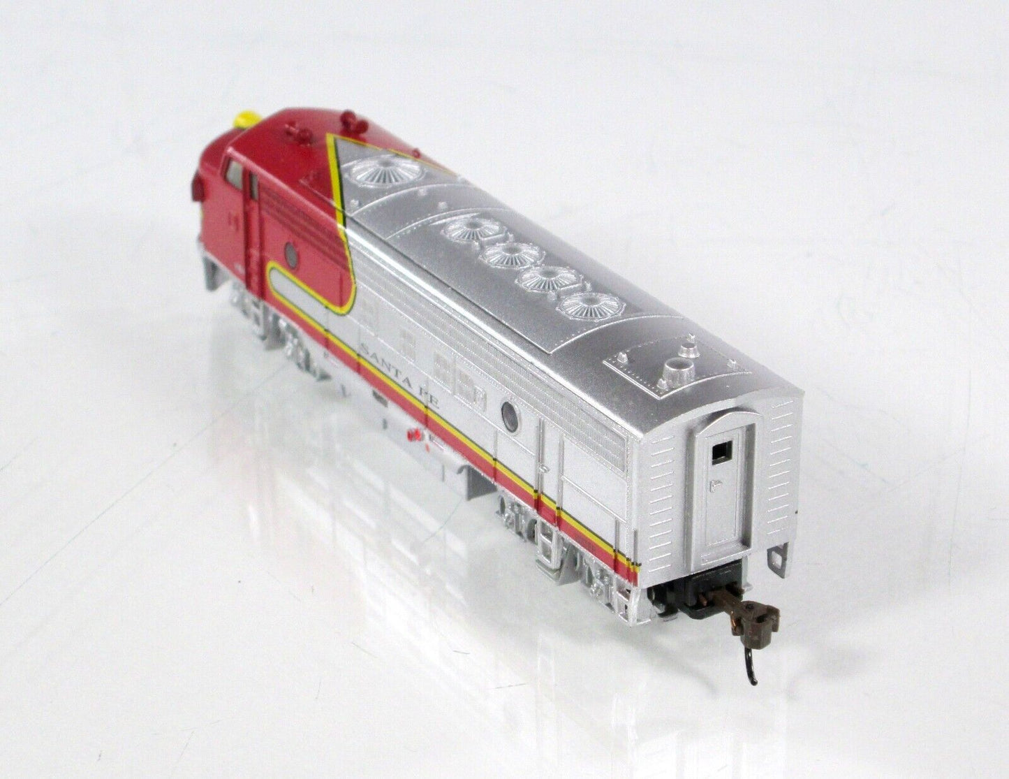 N Scale **SANTA FE** FP7 *Metal* Locomotive #432 - Model Power 87440, DCC Ready