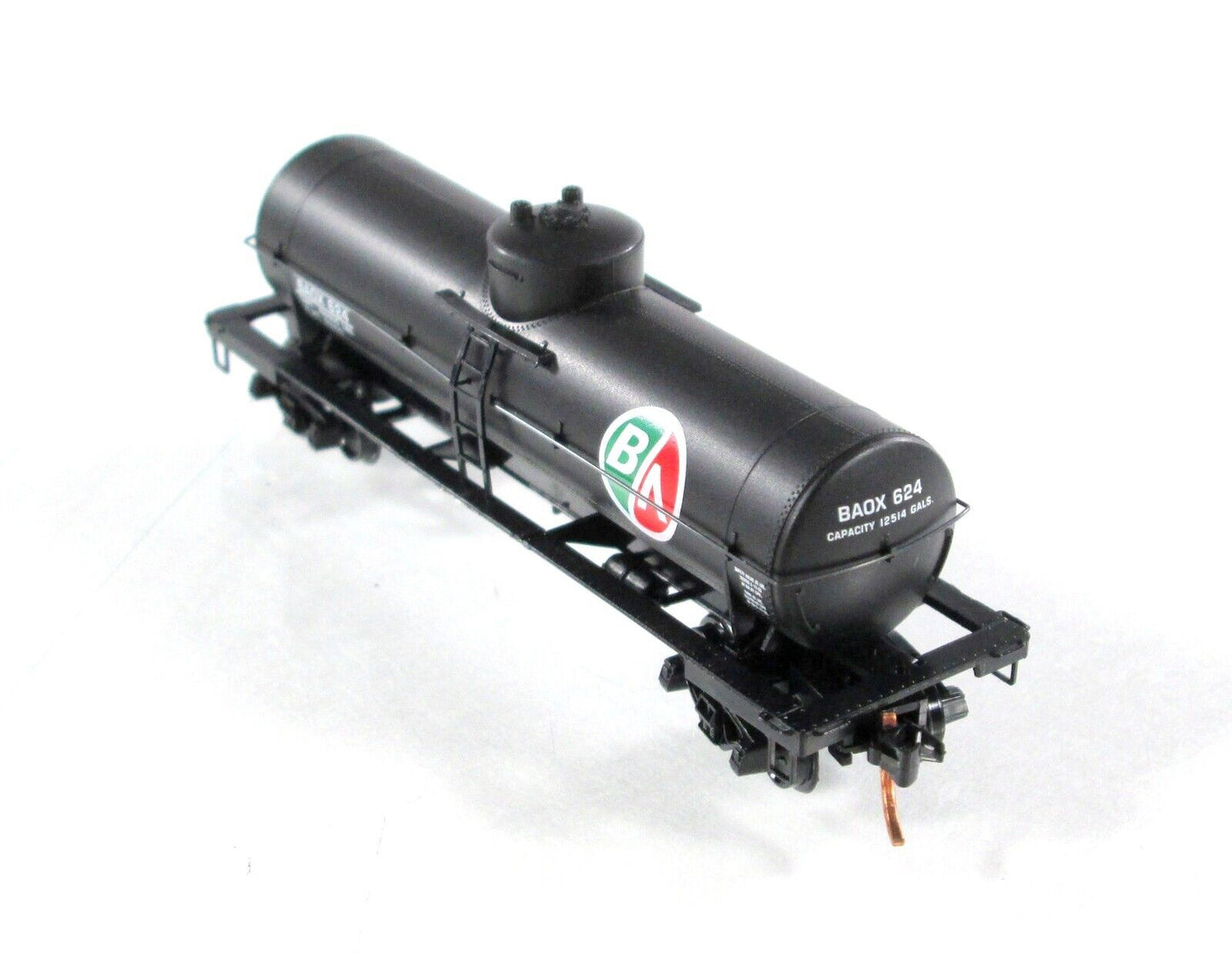 N Scale **BRITISH AMERICAN OIL** Tanker 4-Set - Micro Trains, PWRS Special *RARE